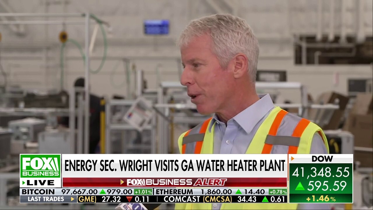 FOX Business Kelly Saberi talks with Secretary of Energy Chris Wright as the administration looks to repeal Biden-era energy rules.
